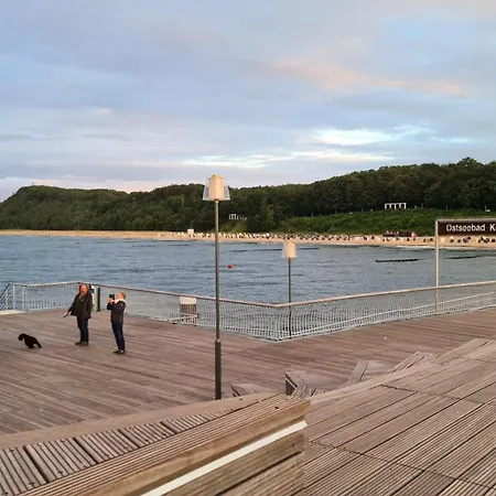 Bernsteinbad-koserow-haus-fuenf-elemente-ferienwohnung-feuer Koserow